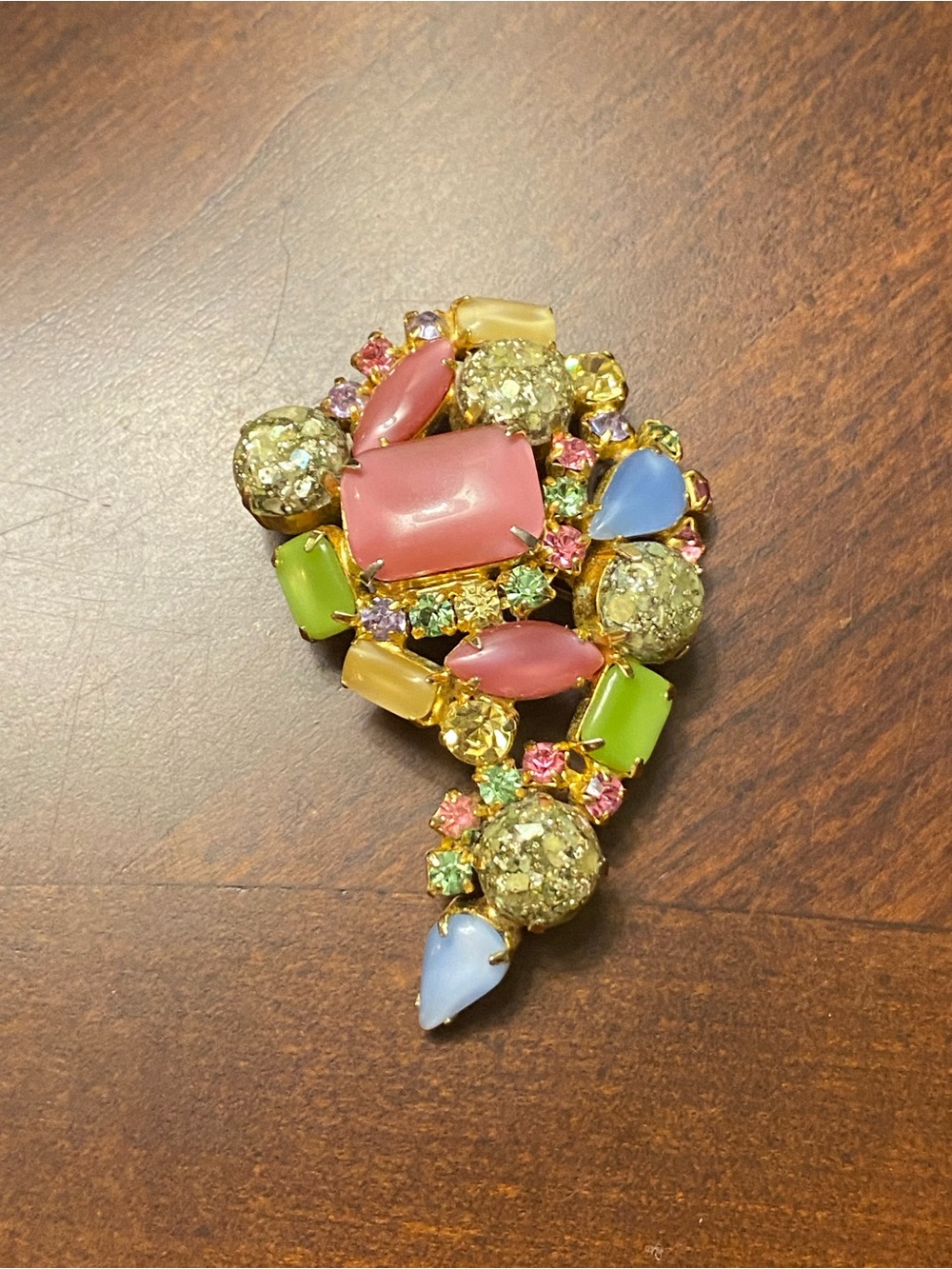 Vtg Juliana D&E Easter Egg Stippled Cabochon Pastel Asymmetric Statement Brooch